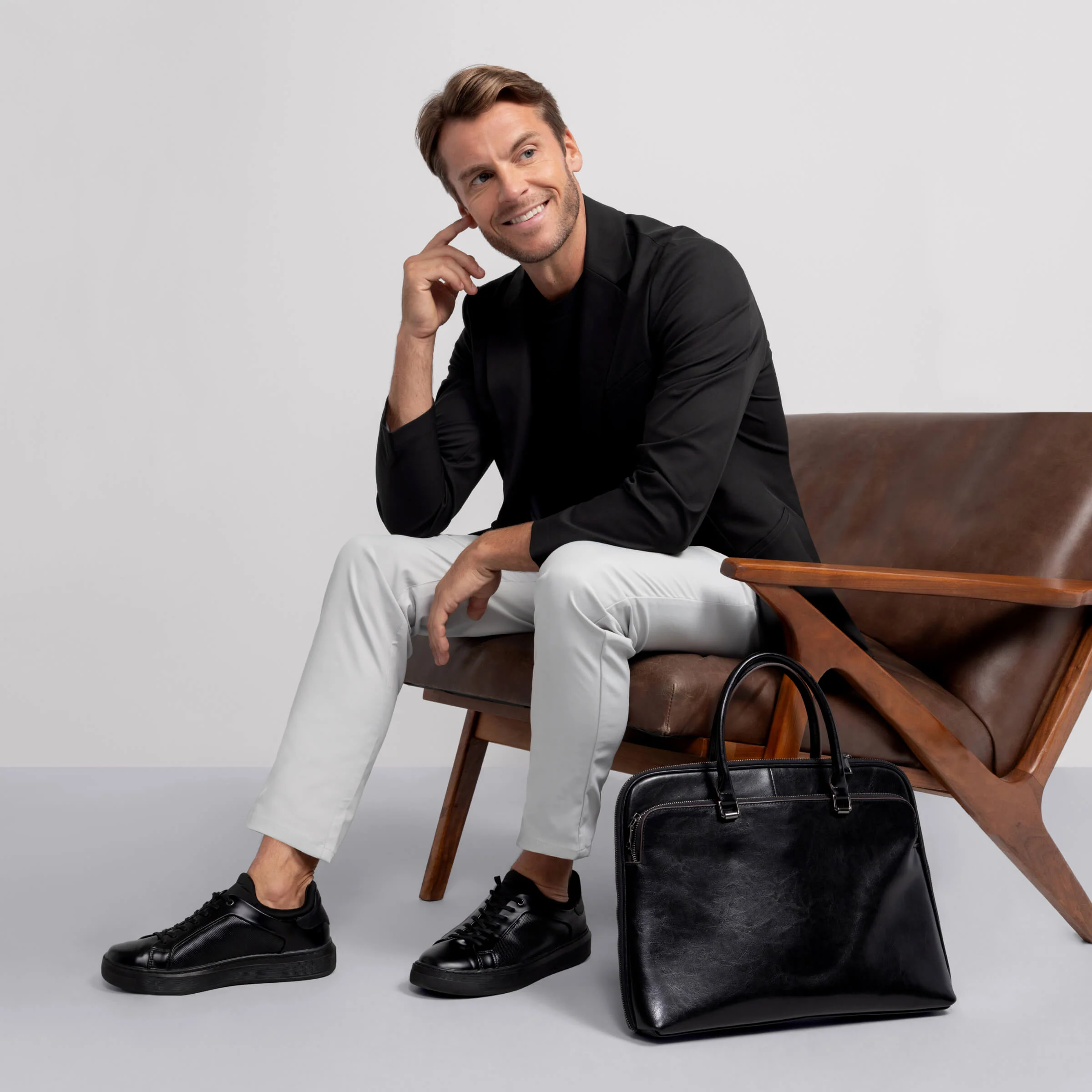 Jetsetter Tech Pant Slim Fit - Image 3